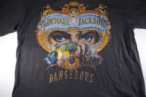 T-Shirt Dangerous (02)